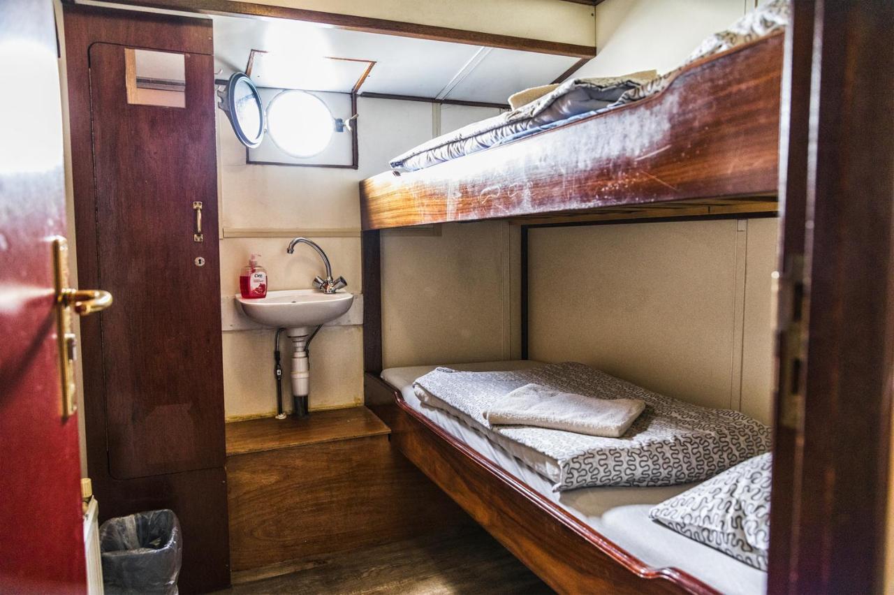 Amice Hotel en barco *